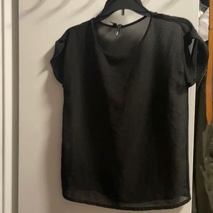 Short sleeve dot blouse